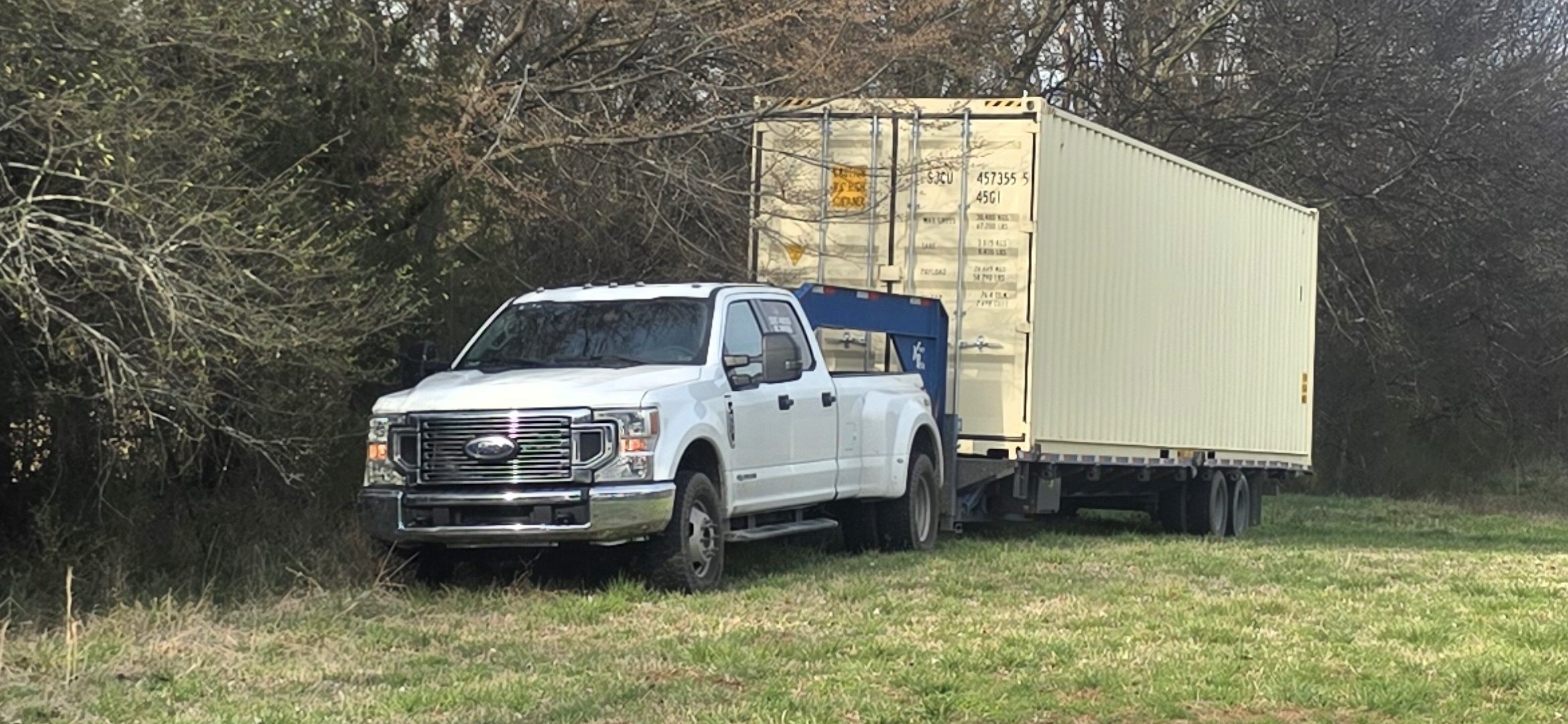 DXT Container delivery truck and container